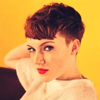 Chloe Howl