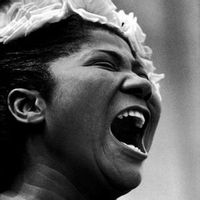 Mahalia Jackson — Hark! The Herald Angels Sing
